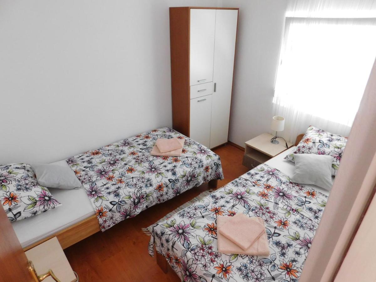 Apartmani Ruza Košljun Exterior foto