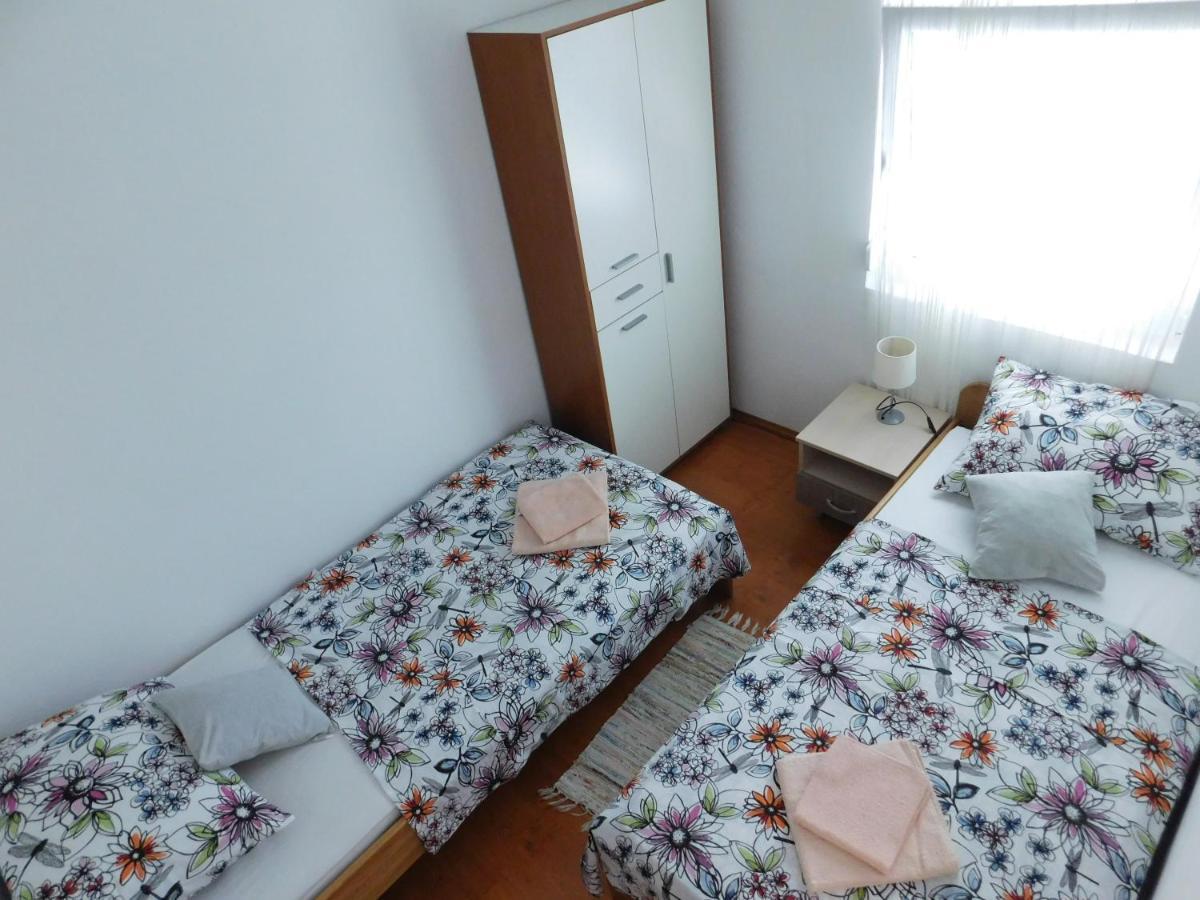 Apartmani Ruza Košljun Exterior foto